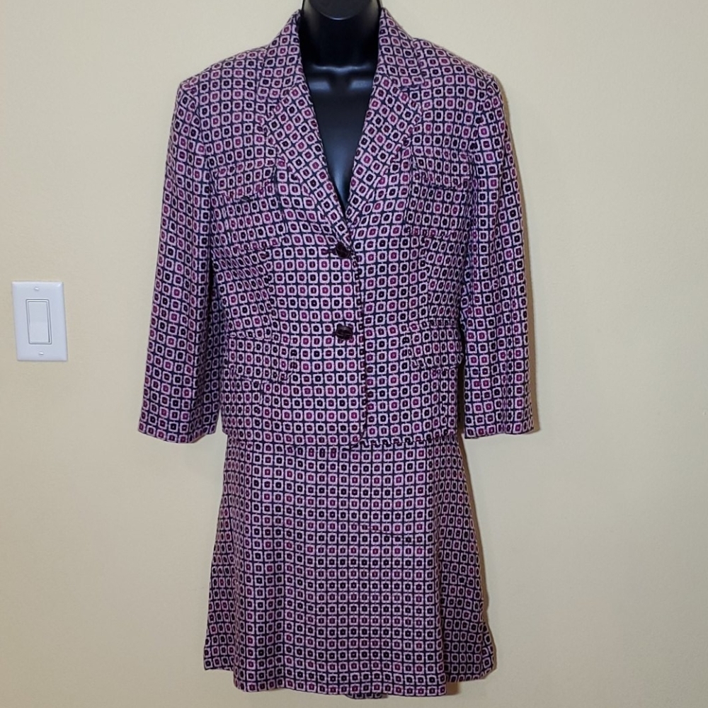 Beautiful Vintage Tweed Suit